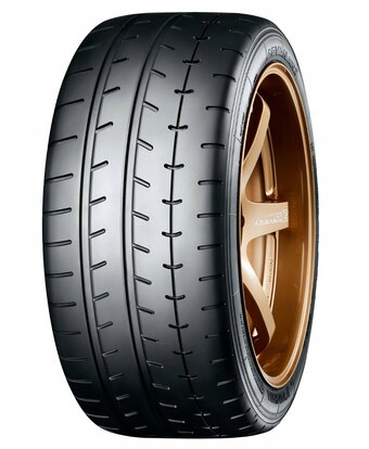 YOKOHAMA ADVAN A052 205/55 R16 94W
